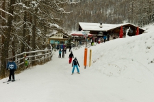 Трасса № 80 Dutyfree-Run заканчивается в Швейцарии вот этим апре-ски баром